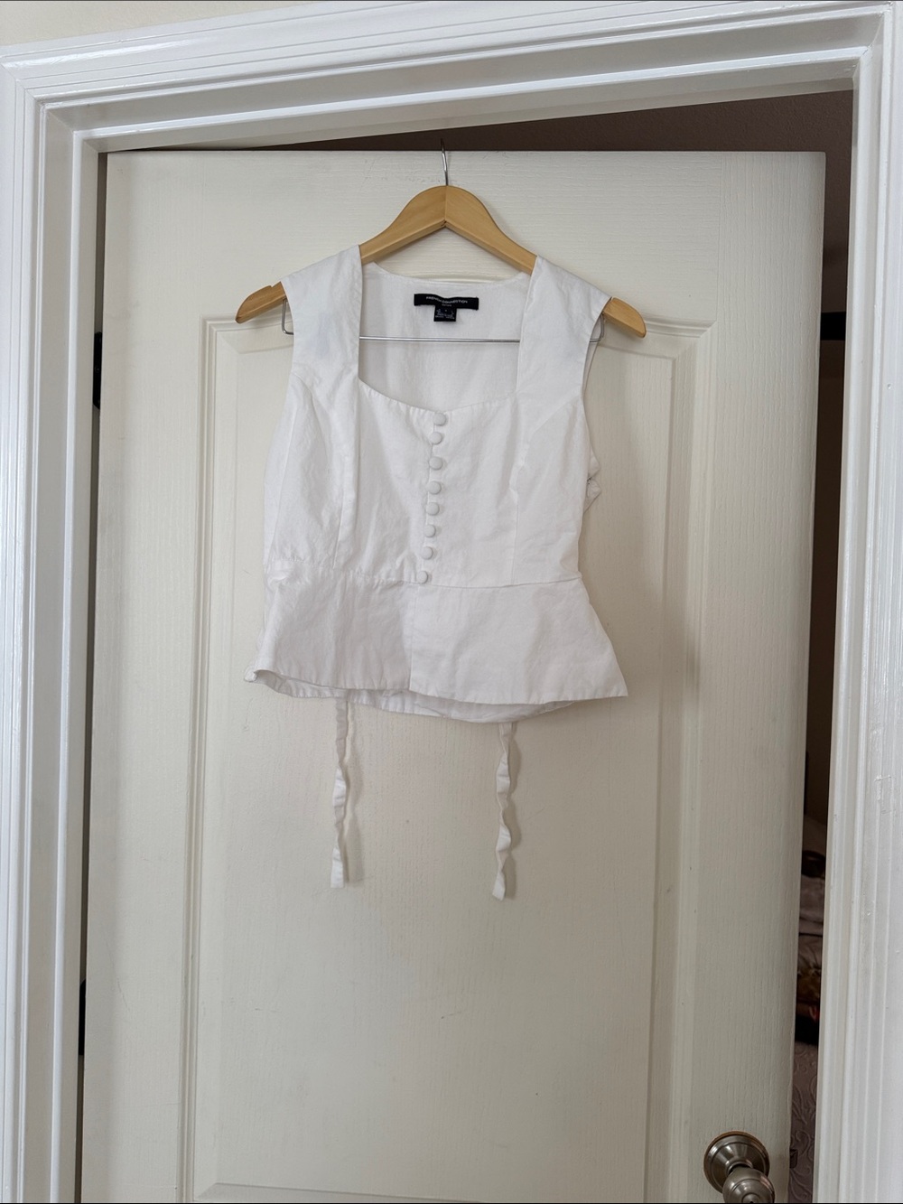 French Connection White Sleeveless Button-Front